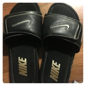 nike slides